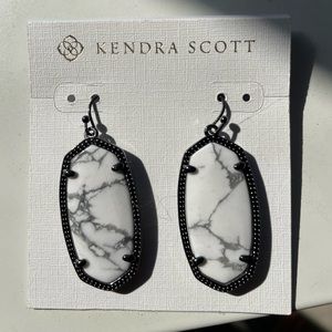 Gunmetal and White Howlite Elles